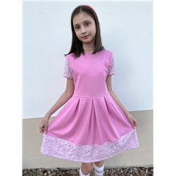 Розовое платье для девочки с гипюром 8488-ДН22