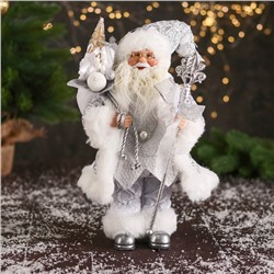 Дед Мороз "С цветочком на посохе" 30 см, бело-серебристый
