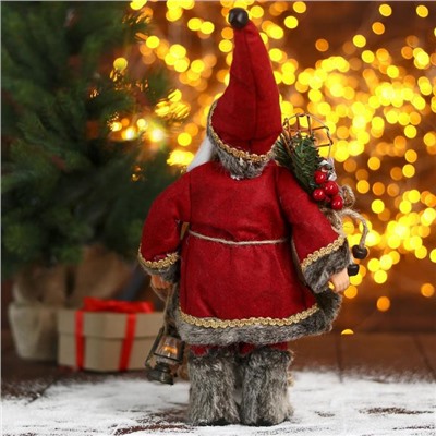 Дед Мороз "В красном тулупе с фонарём" 19х30 см