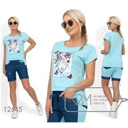 Костюм - футболка с нашивкой, стразами и жемчужинами, шорты на половину из джинса с жемчужной отделкой кармана и нашивками бабочки с жемчужинами 12645
